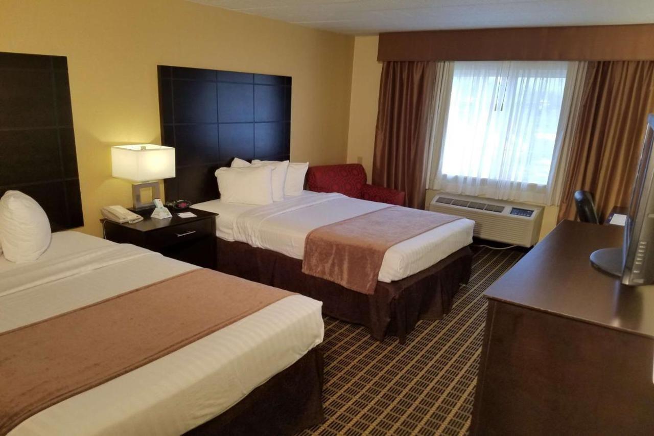 Quality Inn & Suites Morgantown - University Area Exterior foto